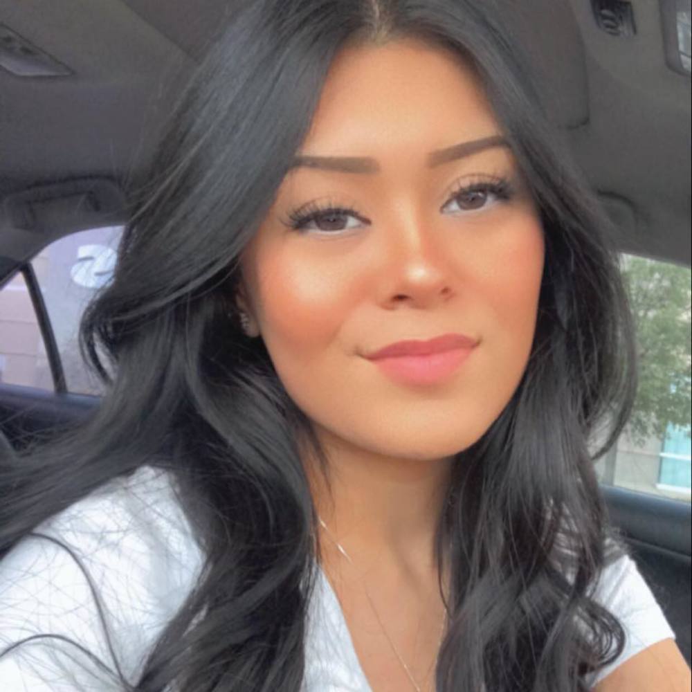 Meet your Posher, Elizabeth